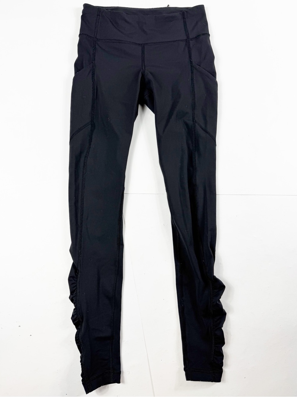 Lululemon Black High-Waist Active Leggings Size‎ 4